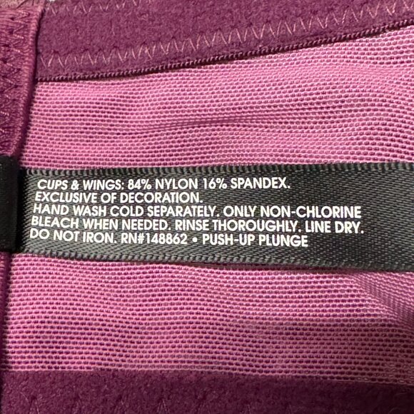 Torrid Curve Pushup Plunge XO Corset Bra 46C Magenta Berry Lace Underwire Padded - Picture 12 of 13